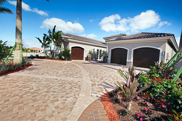 Best Professional Driveway Pavers  in Cave City, AR